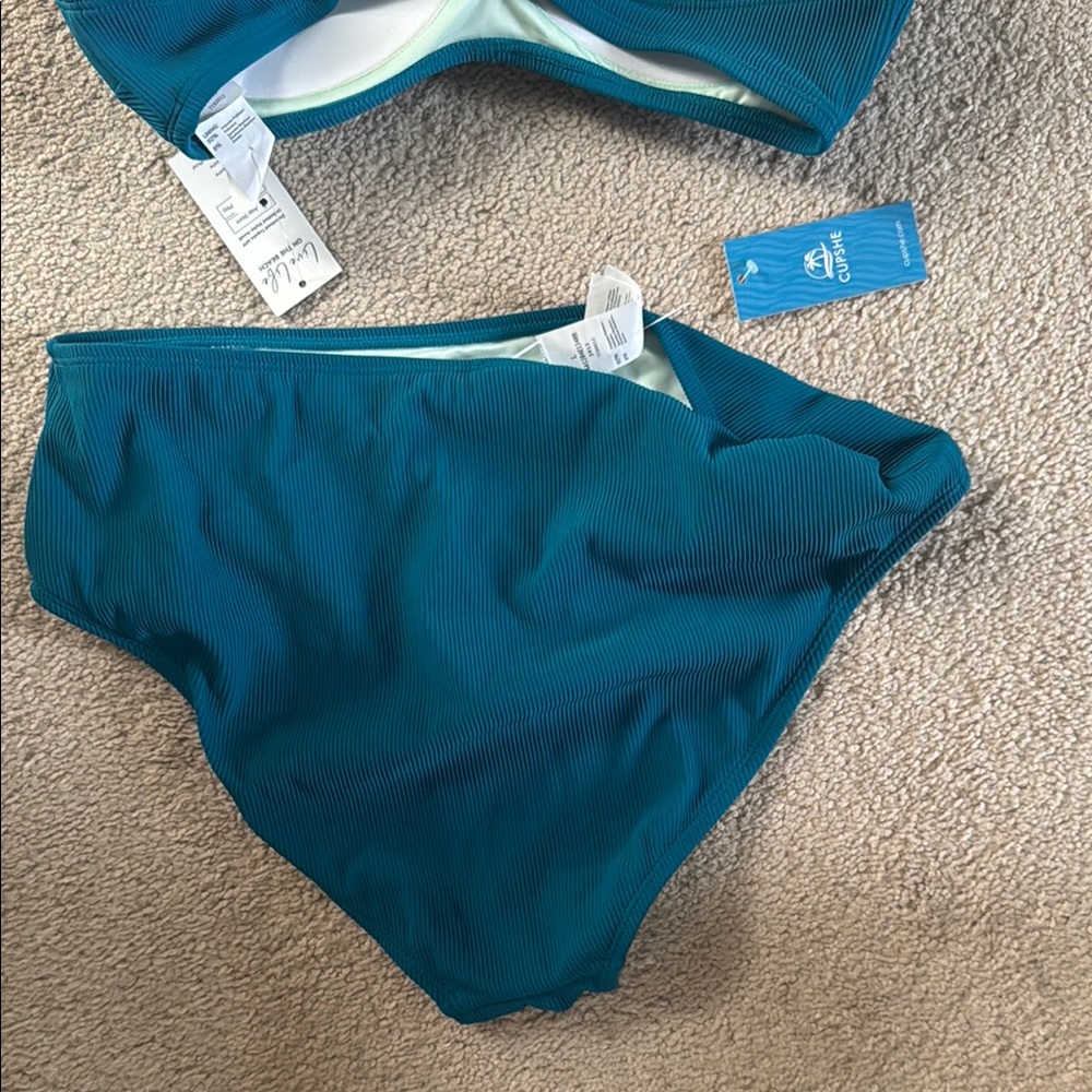 Cupshe Blue Bikini Set Classic Design - Picture 6 of 7